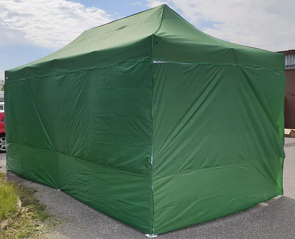 Odolné boční plachty nůžkového stanu Ambitent
