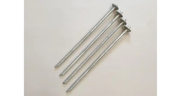 Kotvící roxorové kolíky k nůžkovému stanu